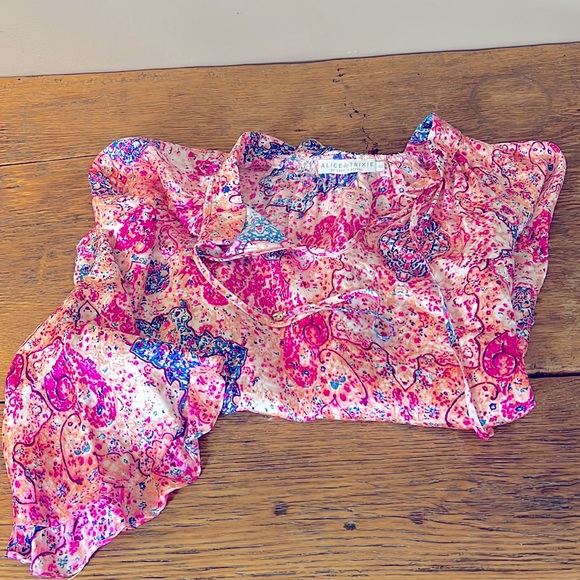 Alice and Trixie, 100 % Silk blouse, luxurious, ruffle sleeve,XS - Picture 6 of 9